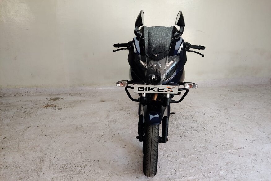 Bajaj Pulsar 220 – BikeX