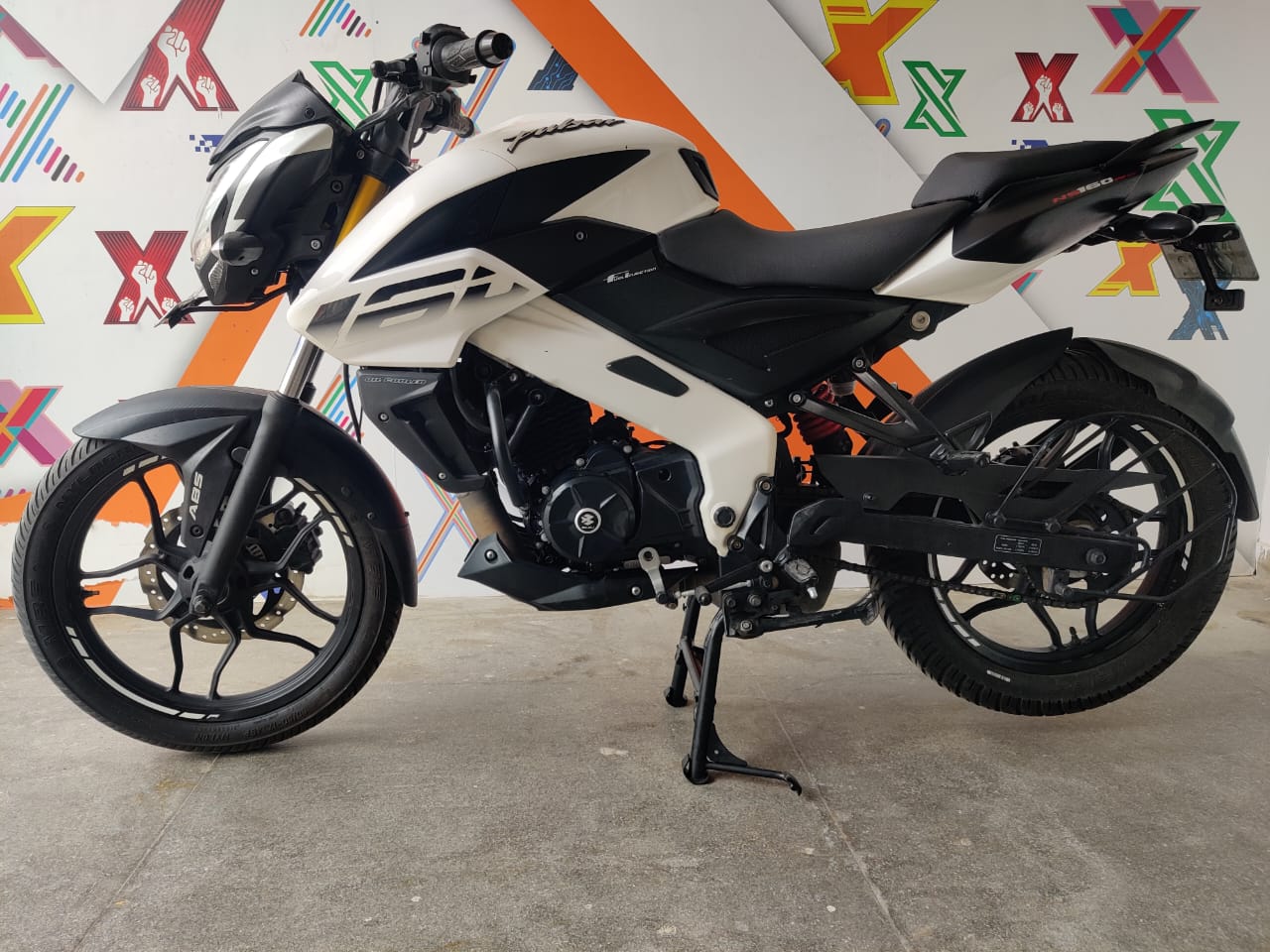 Bajaj Pulsar NS160 Abs – BikeX